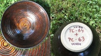 Třpitivé PC 64 uvnitř a 63 venku