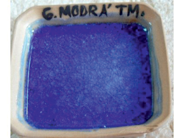 Mo 06 skleněná drť - středně modrá transparentní / 500 g