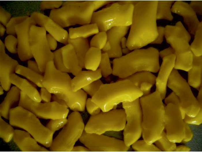 Mo 16 skleněná drť - žlutá matná / 500 g