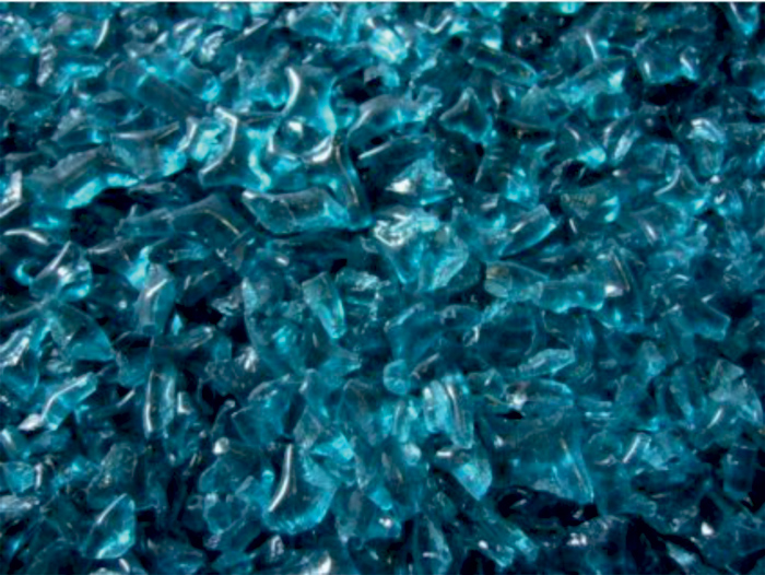 Mo 39 skleněná drť - akvamarín tmavý transparentní / 500 g